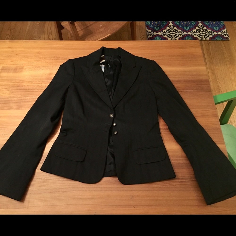 Poleci black fitted blazer